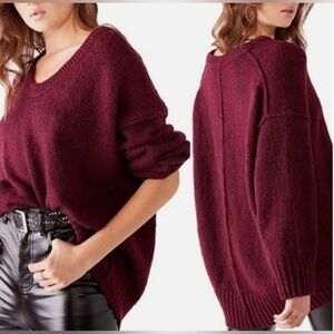 Free People V Neck Maroon Oversized Sweater Sz S